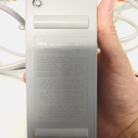 2006 Nintendo Wii Console - Picture 7 of 10